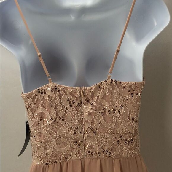 Sweet storm Maxi dress  - Picture 6 of 8